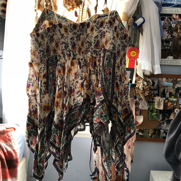 AEO tank never worn! - Picture 5 of 6